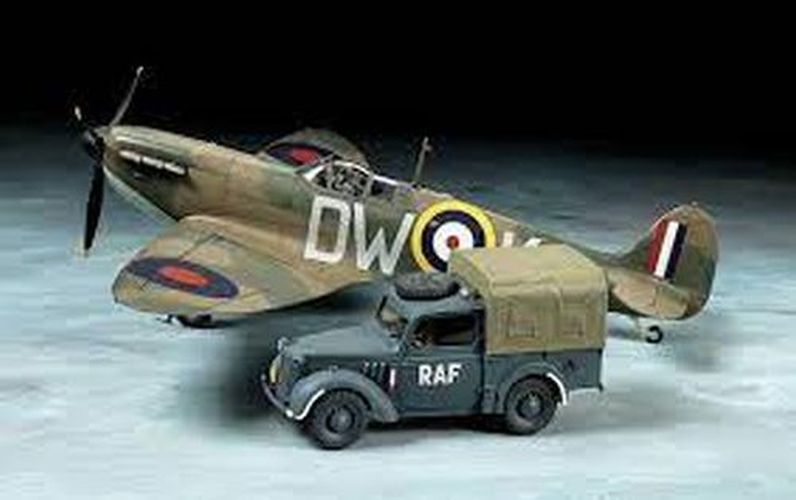 TAMIYA MODEL Spitfire Mk1 And Light Utility Car Plastic Model Kit - 
