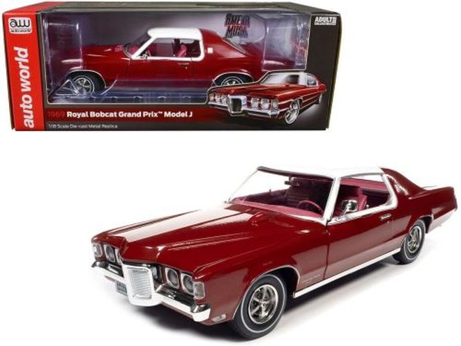 AUTO WORLD 1969 Pontiac Grand Prix Hard Top 1:18 Scale Die Cast Car - DIE CAST