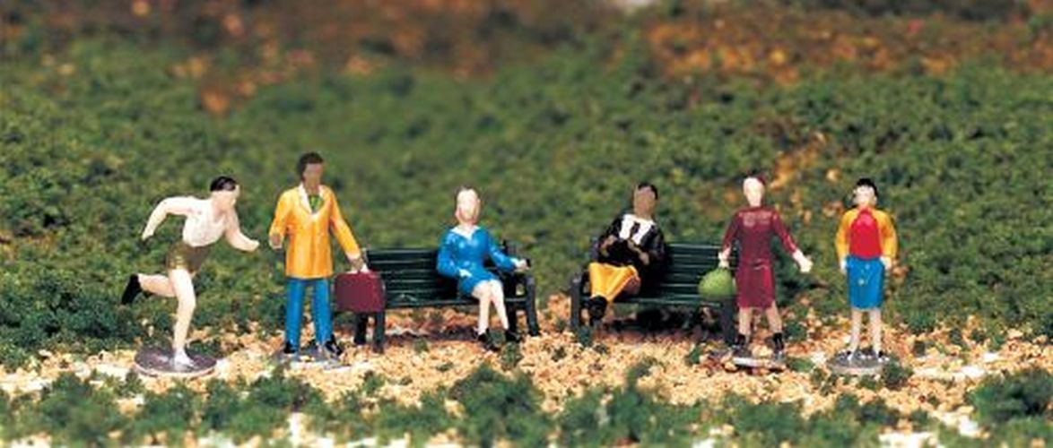 BACHMANN People At Leisure Ho Scale Train Figures - .