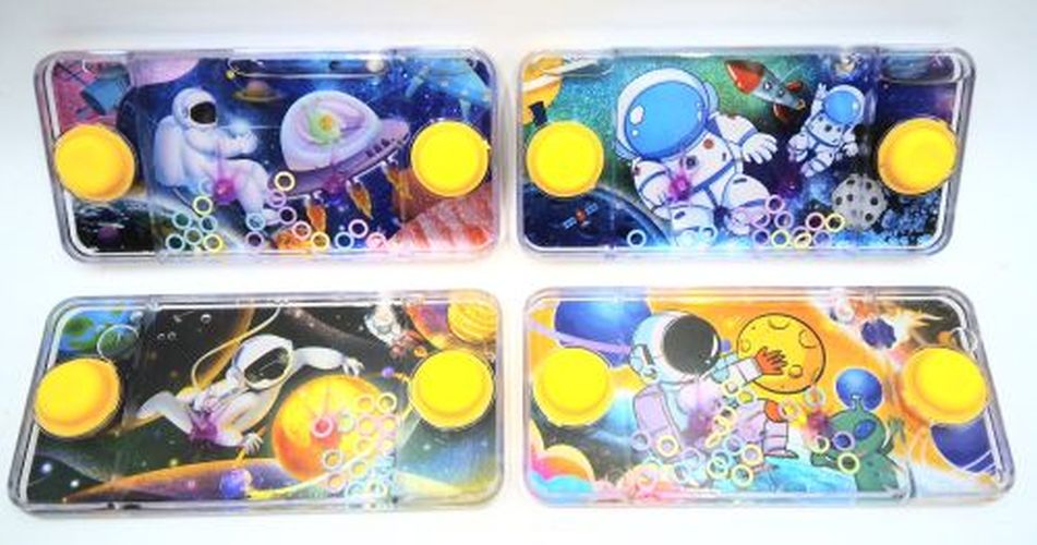 DENTT Water Game Toy One Random Style - BOARD GAMES
