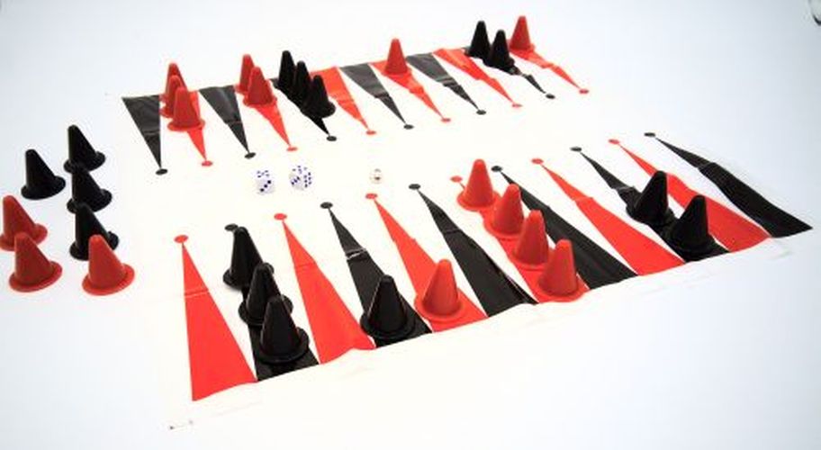 HAMMOND TOYS Backgammon Simple Game Set - .