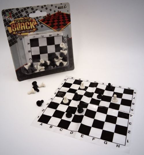 HAMMOND TOYS Checkers Simple Game Set