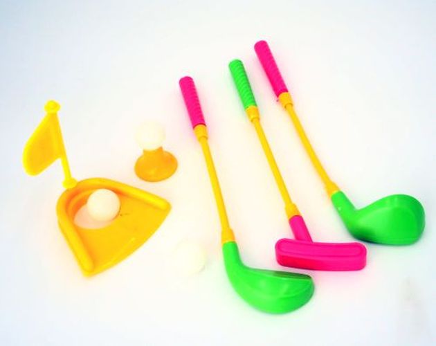 HAMMOND TOYS Mini Plastic Golf Clubs, Ball And Hole Cup Toy - 