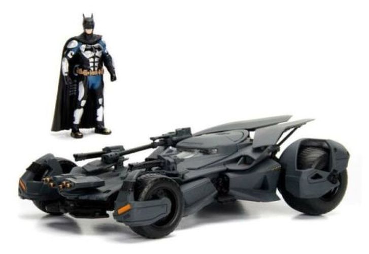 JADA TOYS Justice League Batmobile And Batman Die Cast Car - DIE CAST