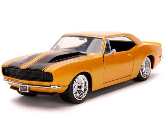 JADA TOYS 1967 Chevrolet Camaro 1/24 Scale Die Cast Car - DIE CAST