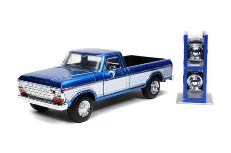 JADA TOYS 1979 Ford F-150 Custom Pickup 1/24 Scale Die Cast Truck