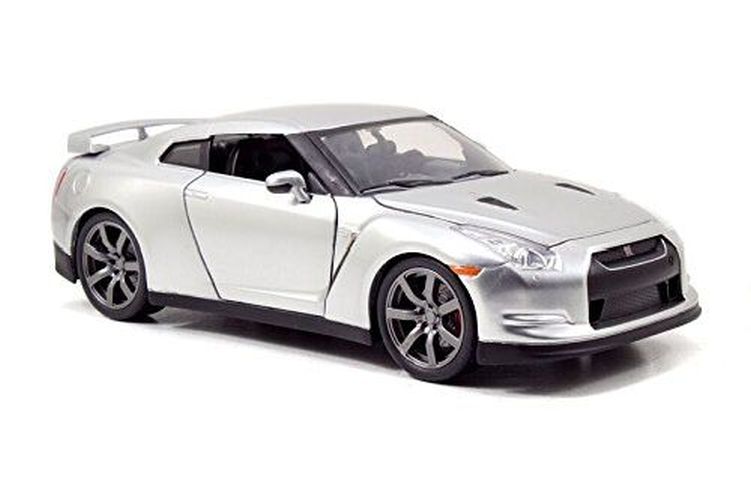 JADA TOYS Brians 09 Nissan R35 Fast And Furious 1:24 Die Cast Car - DIE CAST
