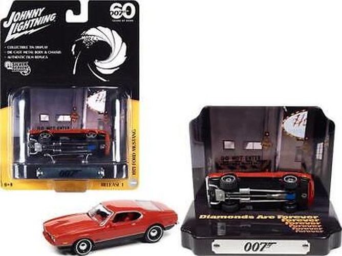JOHNNY LIGHTNING 1971 Ford Mustange Auto World Dioramas - COLLECTABLES