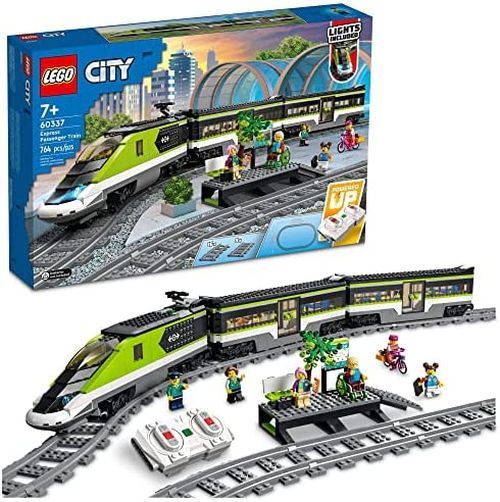 LEGO Express Passenger Train Set - CONSTRUCTION