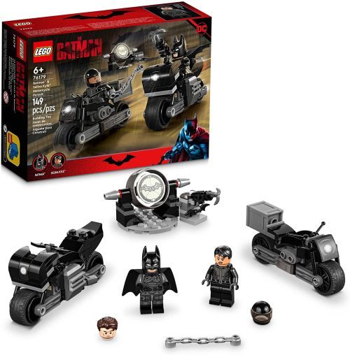 LEGO Batman And Selina Kyle Motorcycle Pursuit - 