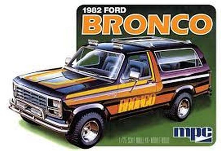 MPC MODELS 1982 Ford Bronco 1/25 Scale Plastic Model Kit - MODELS