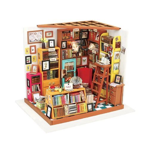 ROBOTIME Sams Study Miniature House Construction Set - 