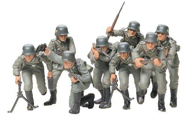 TAMIYA German Assault Troops Infantry Plastic Model Kit - MODELS