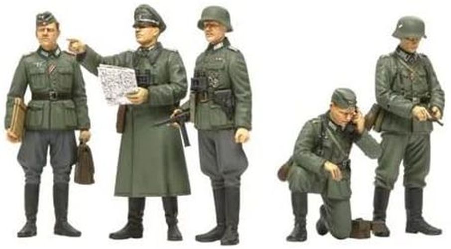 TAMIYA MODEL German Field Commander Set 1:35 Scale Model - .