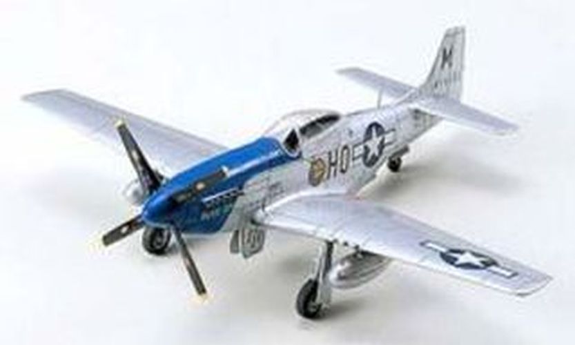 TAMIYA P-51d Mustang Airplane 1/72 Scale Plastic Model Kit - .