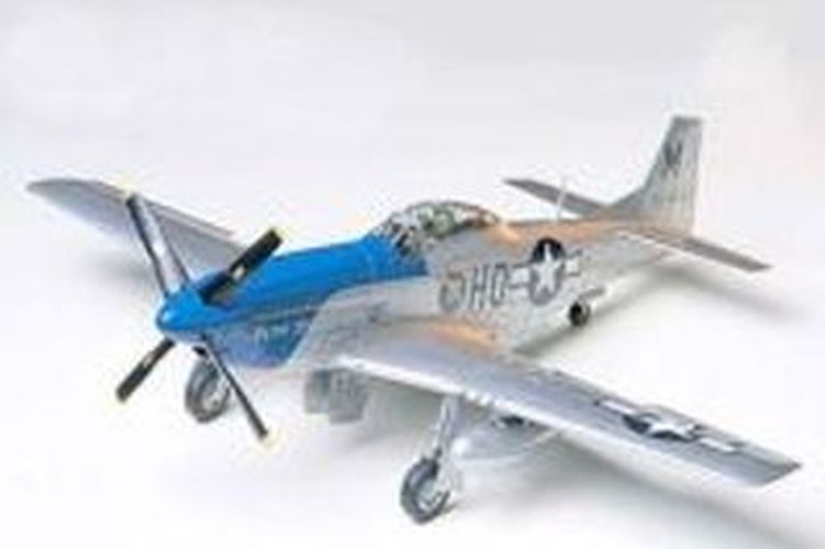 TAMIYA MODEL North American P-51d Mustang 1/48 Plane Plastic Model Kit - .