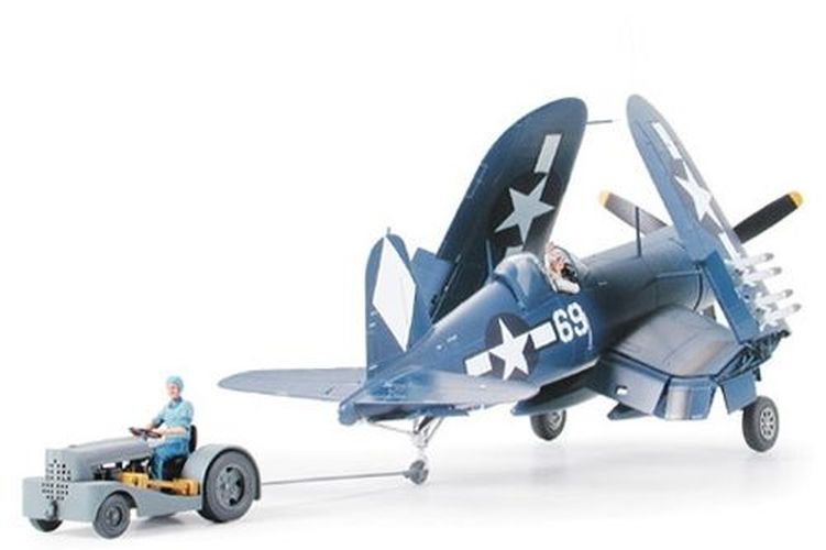 TAMIYA MODEL Vought F4u-1d Corsair With Moto Tug Model - .