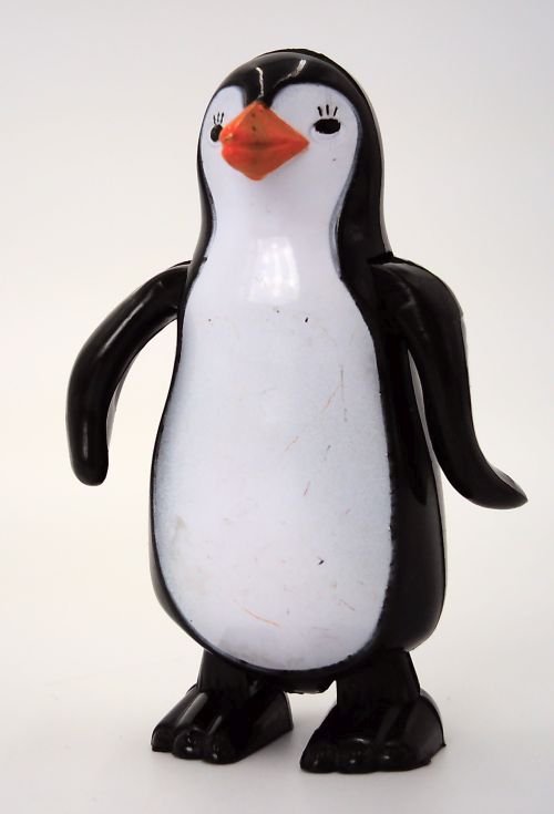 WIND UP TOYS Waldling Penguin Wind Up Toy One Piece